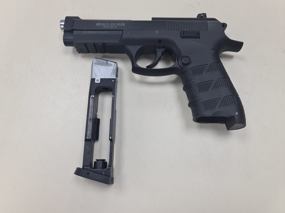 Пистолет пневматический EKOL ES P92