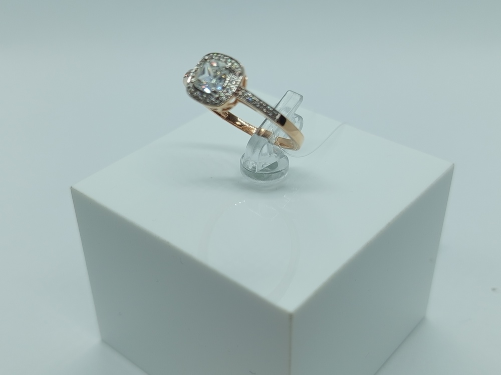 КОЛЬЦО С КАМНЯМИ (Au 585)