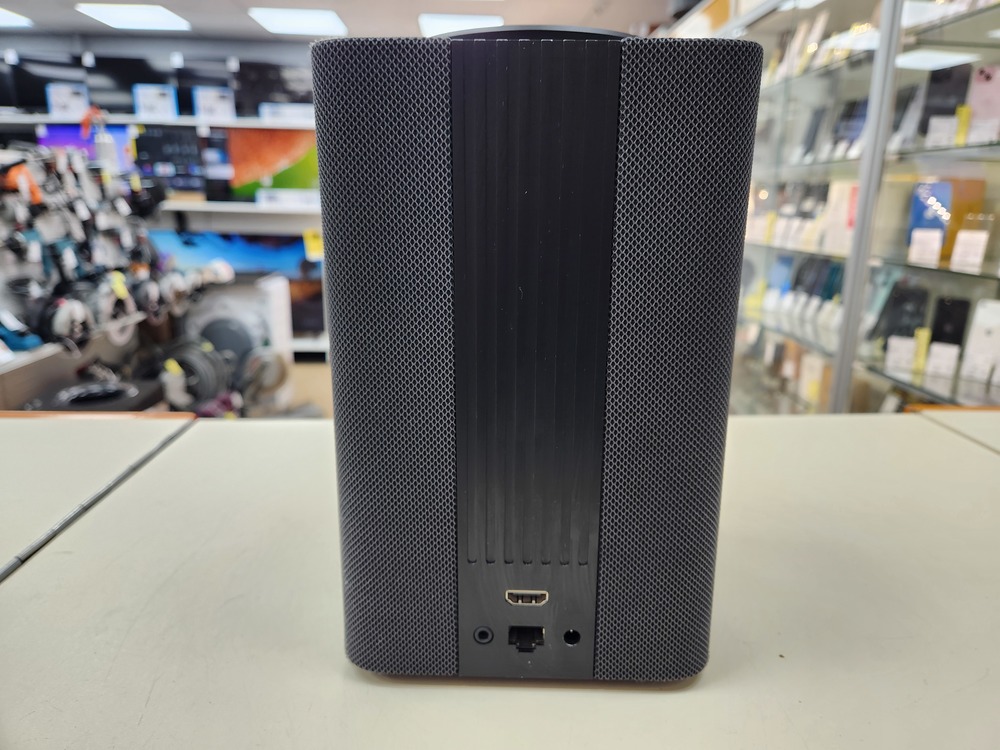 Умная колонка  Яндекс Станция Макс 1