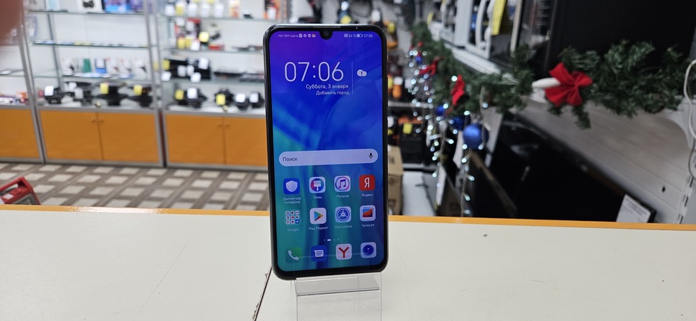 Смартфон Honor 10i 4/128