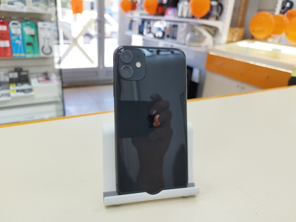 Смартфон Apple iPhone 11 128Gb