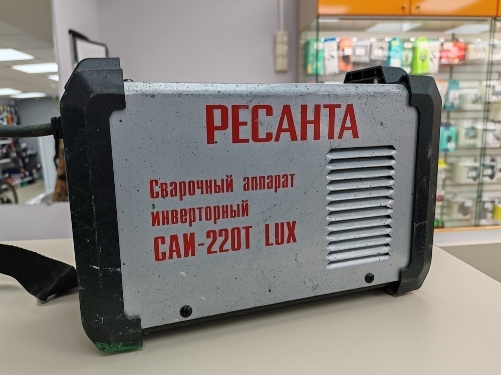 Сварочный аппарат Ресанта САИ-220Т LUX