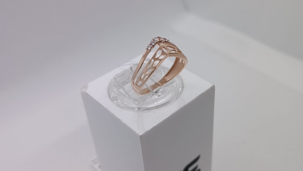 КОЛЬЦО С КАМНЯМИ (Au 585)