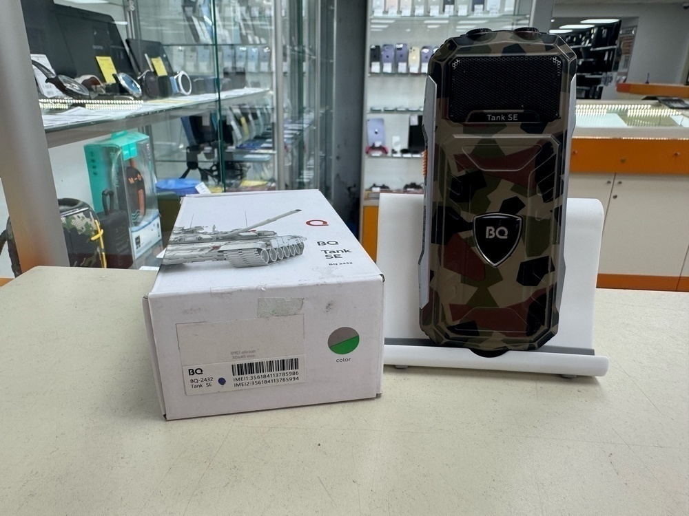 Мобильный телефон BQ 2432 Tank SE