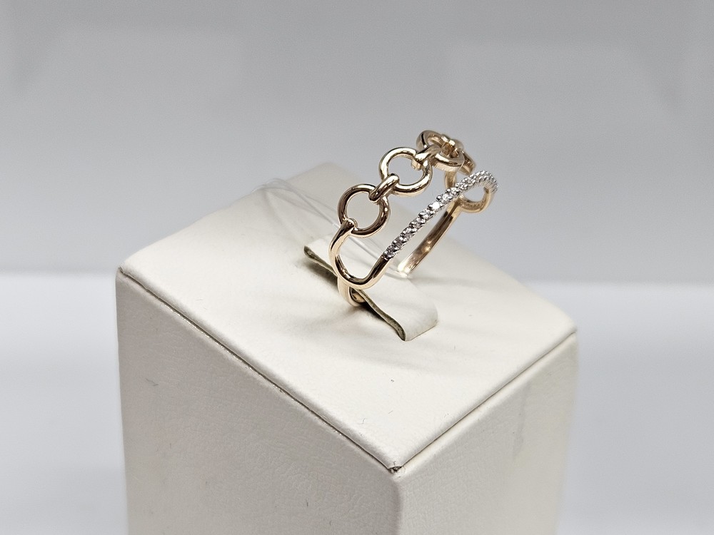 КОЛЬЦО С КАМНЯМИ (Au 585)