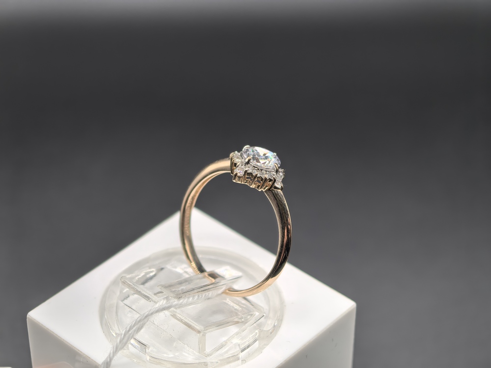 КОЛКМИ585 КОЛЬЦО С КАМНЯМИ (Au 585)