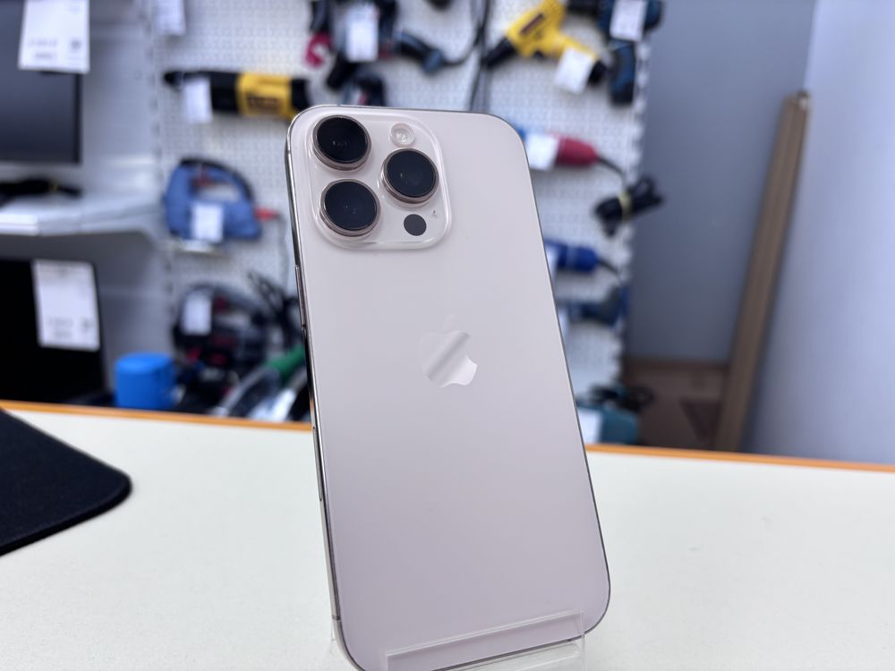 Смартфон Apple Iphone 16 Pro 256Gb