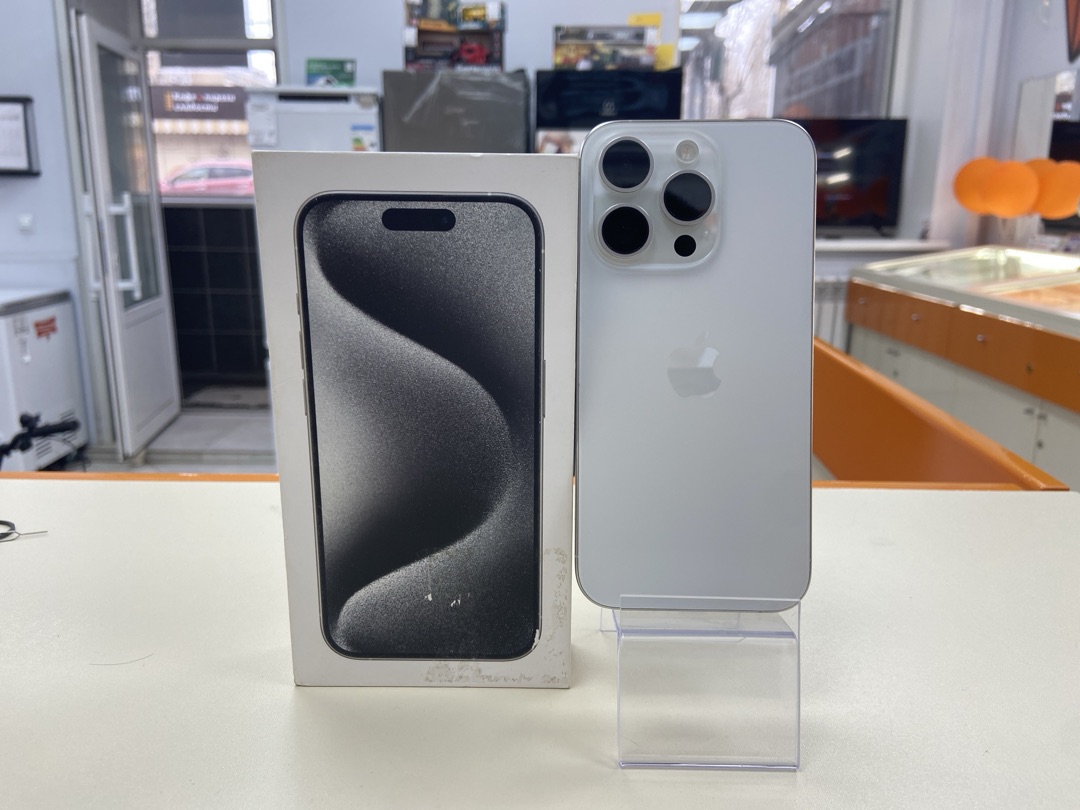 Смартфон Apple Iphone 15 Pro 128Gb