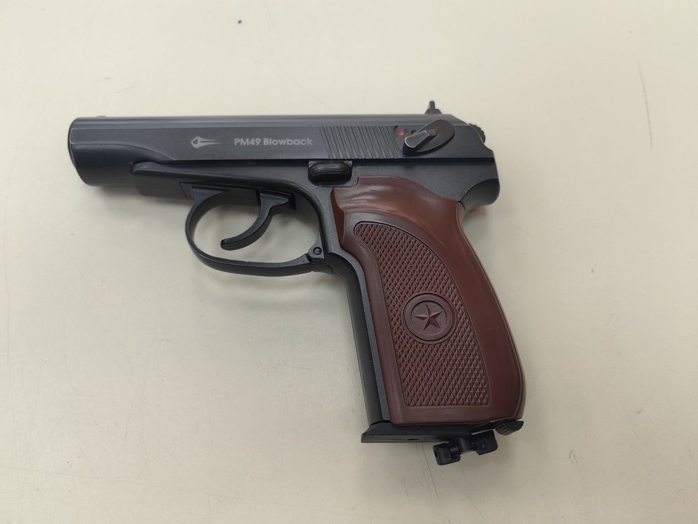 Пистолет пневматический Borner PM49 Blowback