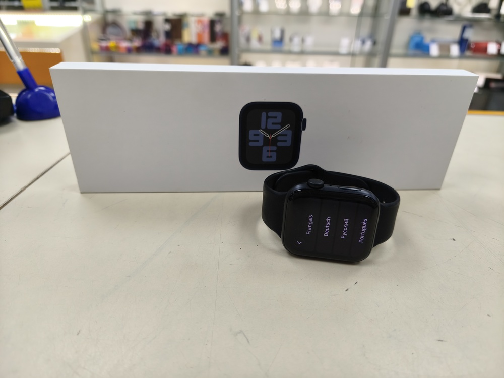 Смарт-часы Apple Watch SE 2022 44mm