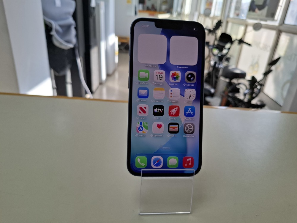 Смартфон Apple Iphone 14 128Gb