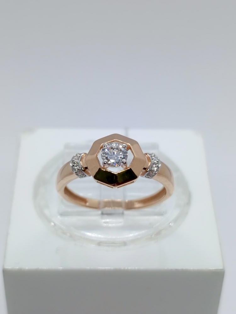 КОЛЬЦО С КАМНЯМИ (Au 585)