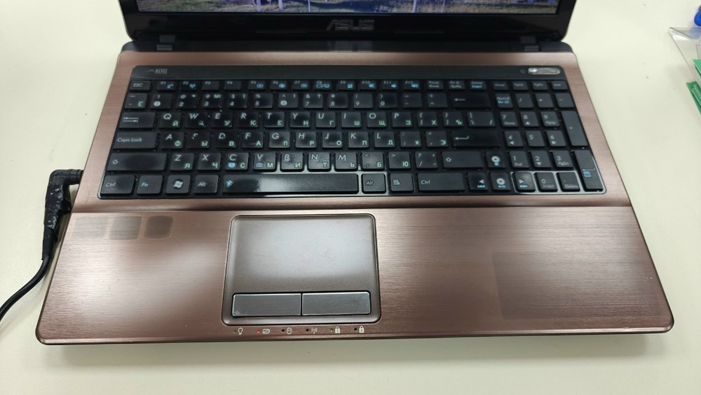 Ноутбук ASUS Ноутбук ASUS X53S; Core i5-2430M, GeForce GT 540M, 4 Гб, 480 Гб, Нет