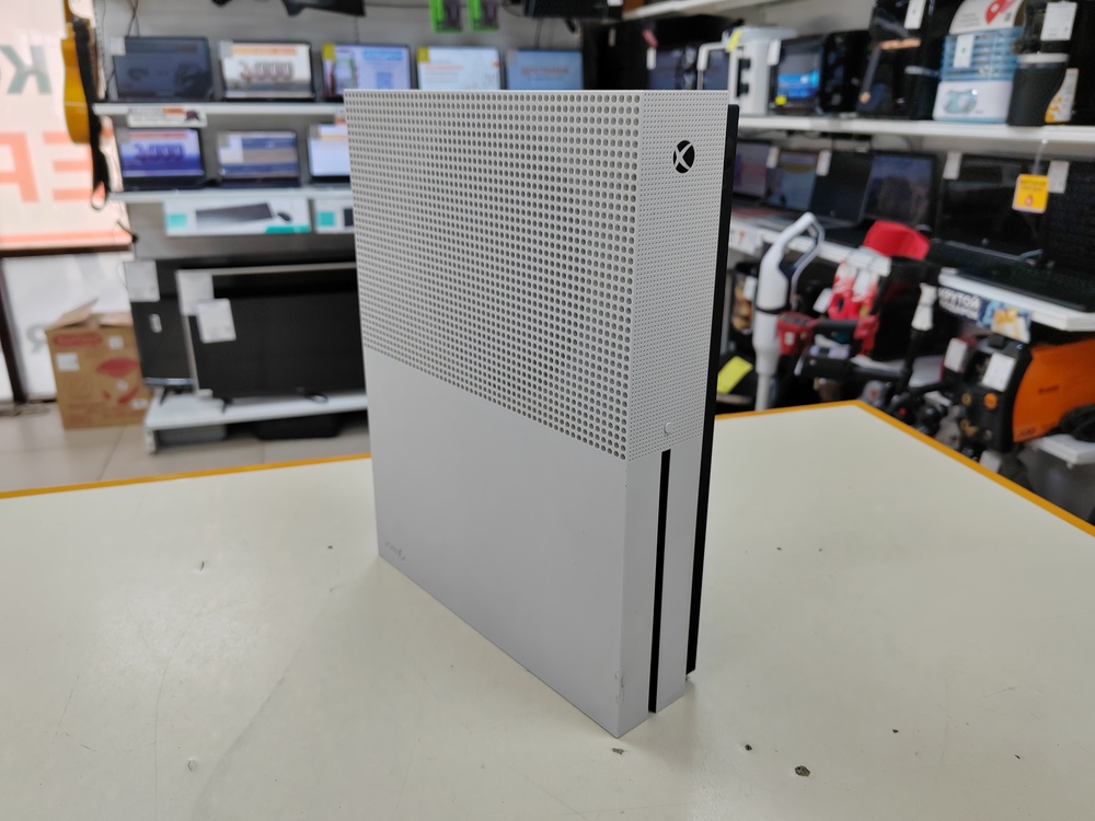 Игровая приставка Xbox One S 500Gb