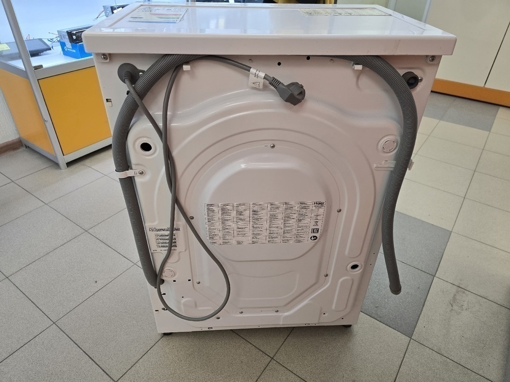 Стиральная машина Haier HW70-BP12969A