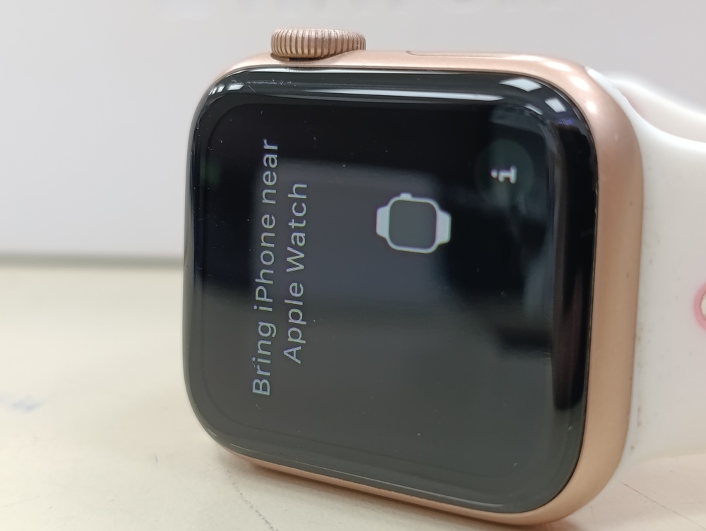 Смарт-часы Apple Watch Series 5 40 мм