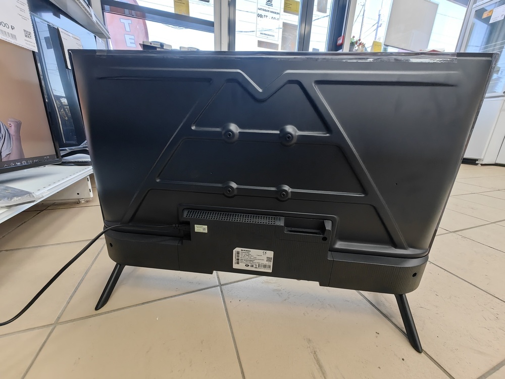 LED Телевизор Shivaki S32NHCH001