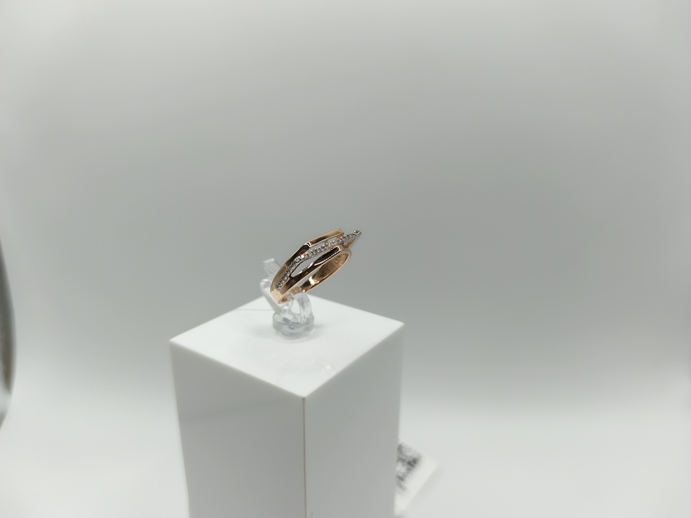 КОЛЬЦО С КАМНЯМИ (Au 585)