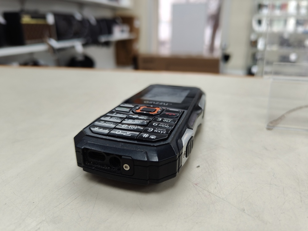 Мобильный телефон Ginzuu M102