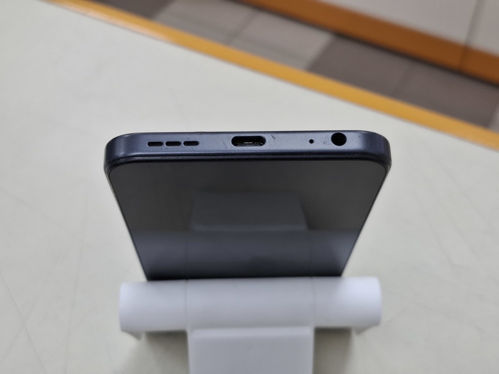 Смартфон Tecno Spark Go 2 4/128