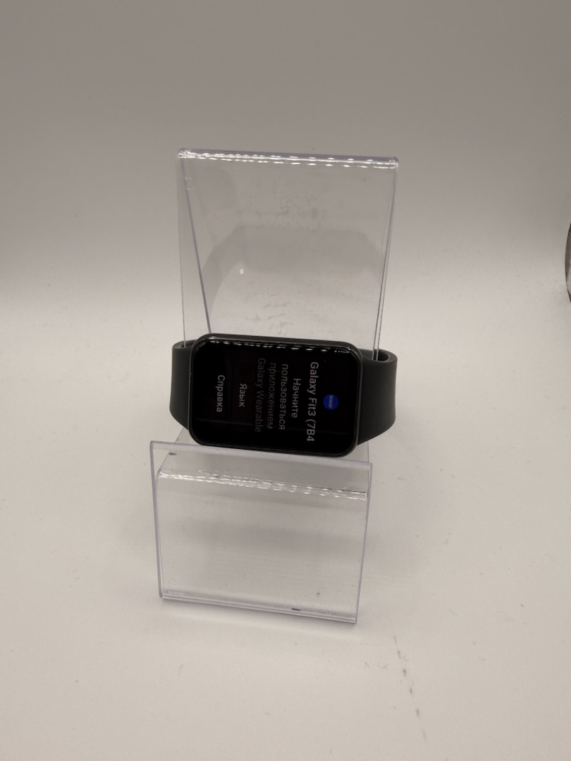 Смарт-часы Samsung Fit 3