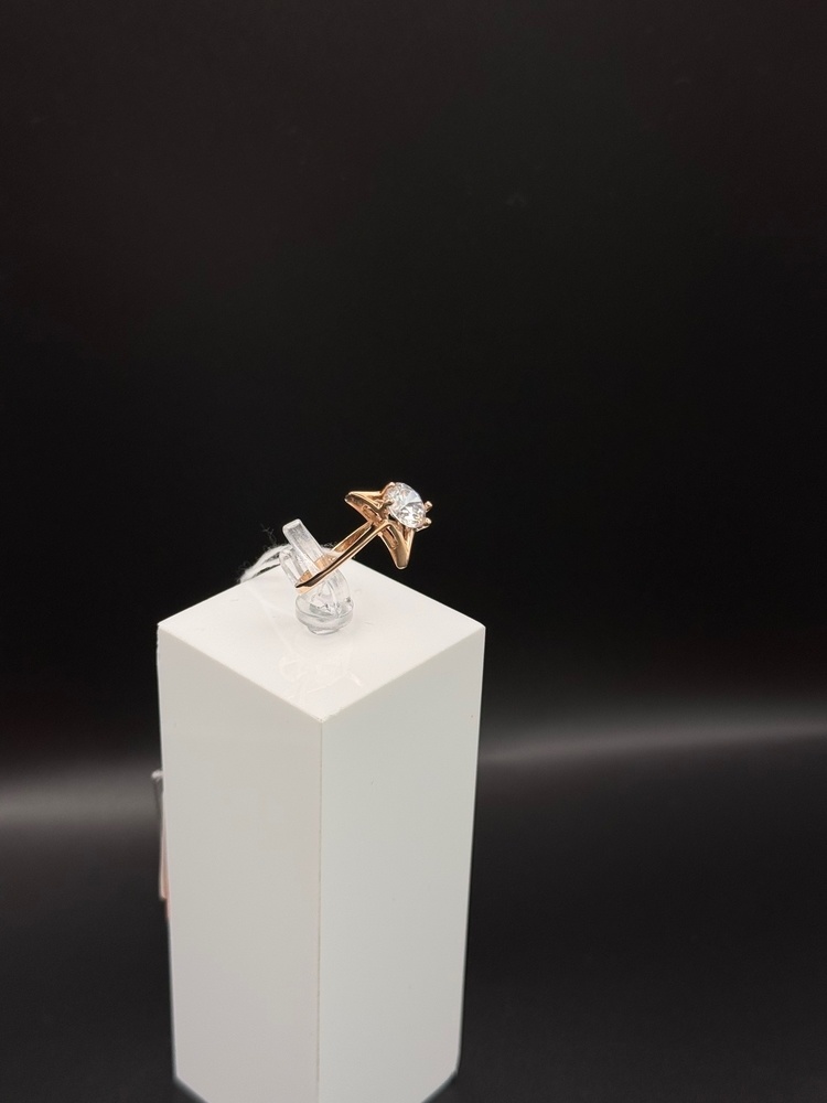 КОЛКМ585 КОЛЬЦО С КАМНЕМ (Au 585)