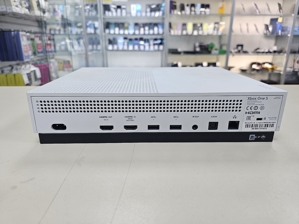 Игровая приставка Xbox One S 500Gb