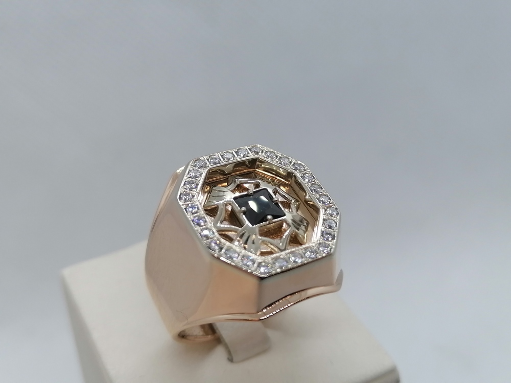 51-0025 КОЛЬЦО ПЕЧАТКА с камнями (Au 585)