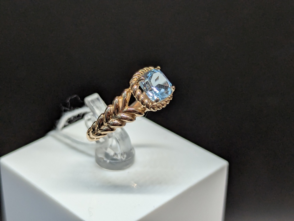 КОЛКМ585 КОЛЬЦО С КАМНЕМ (Au 585)