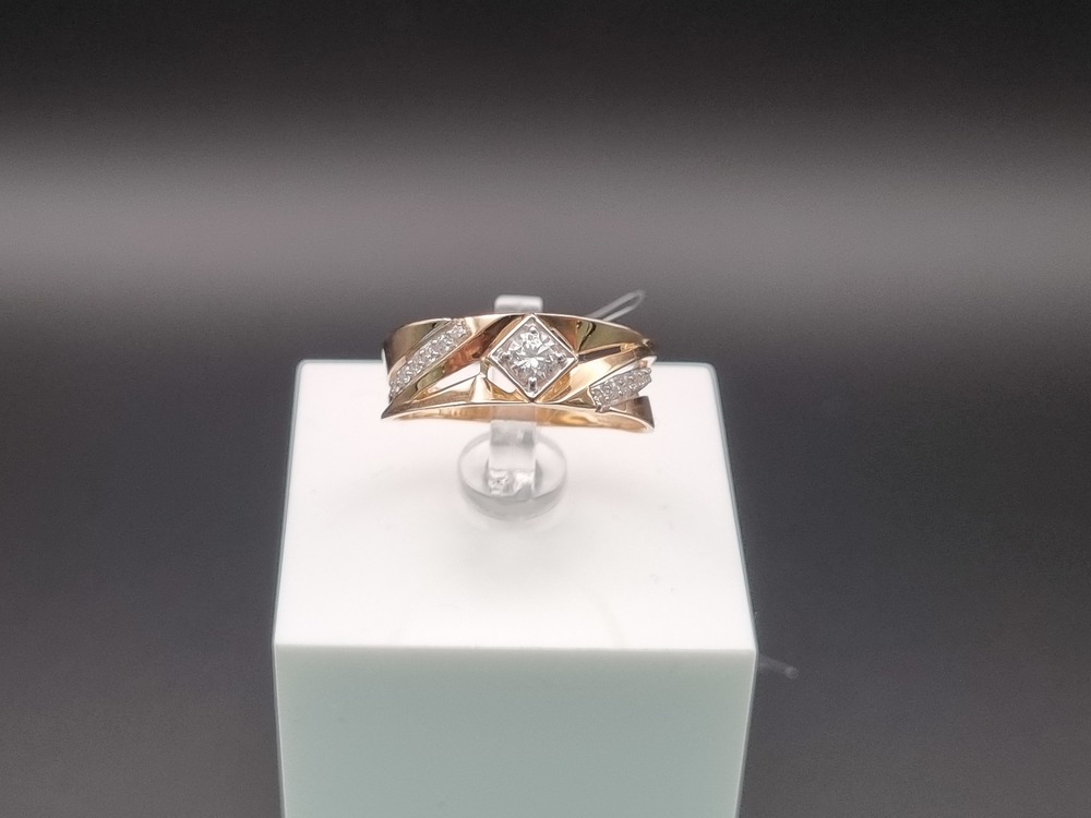 КОЛЬЦО С КАММНЯМИ (Au 585)