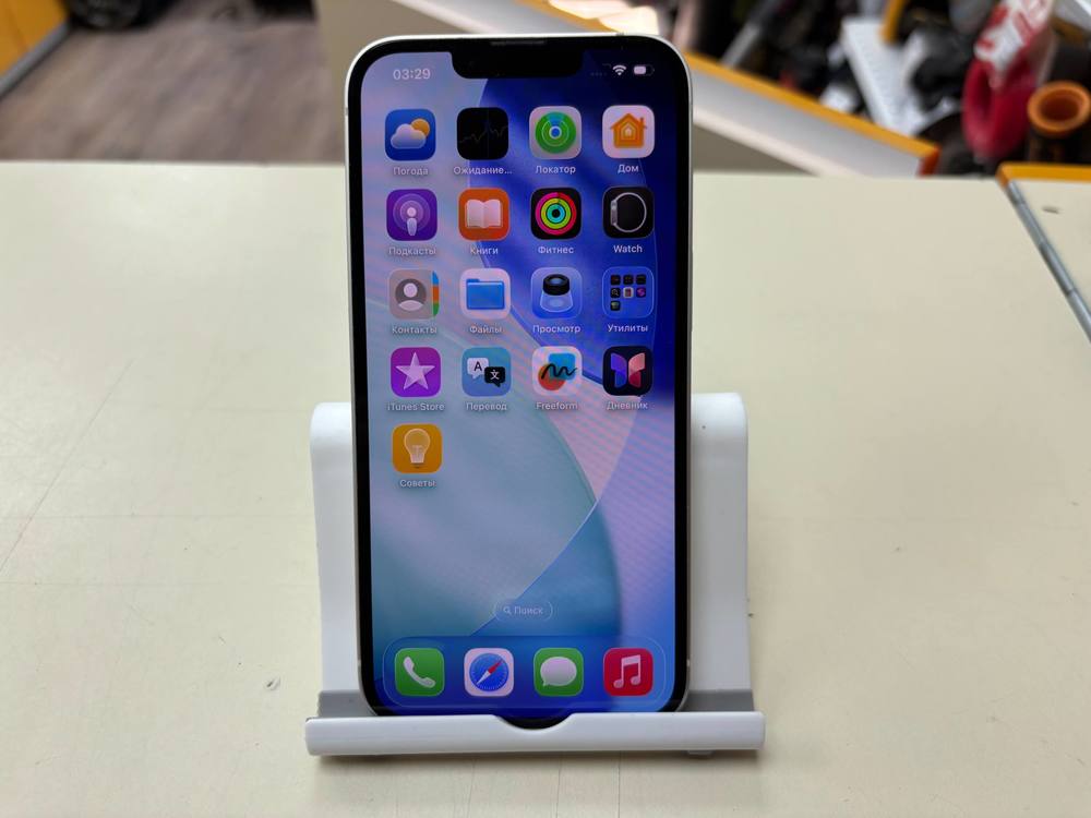 Смартфон Apple iPhone 13 128Gb