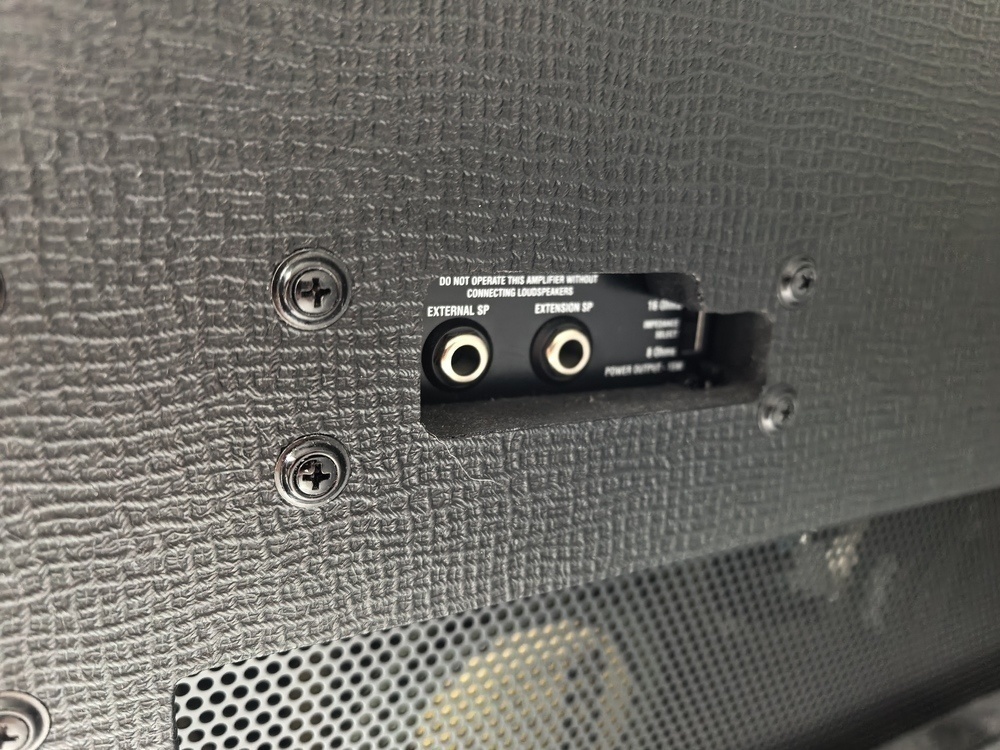 Комбоусилитель для гитар VOX AC15C2