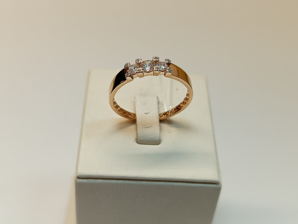 КОЛЬЦО С КАМНЯМИ (Au 585)