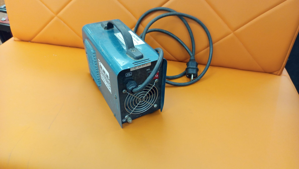 Сварочный аппарат Кедр MMA 220 F