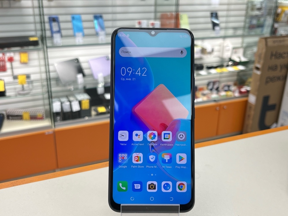 Смартфон Tecno Spark 8C 4/64