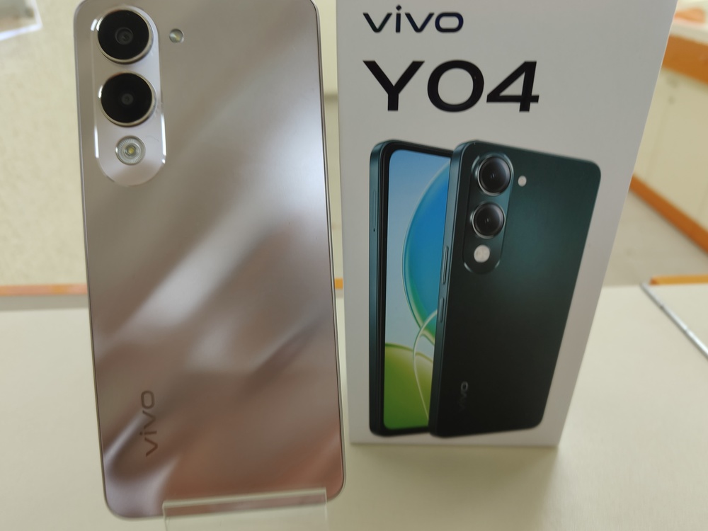 Смартфон Vivo Y04 4/128