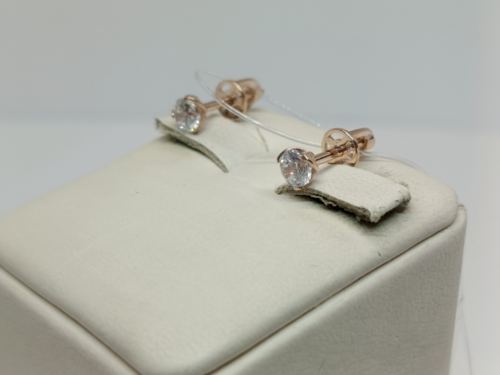 СЕРЬГИ ПУСЕТЫ с камнем (Au 585)