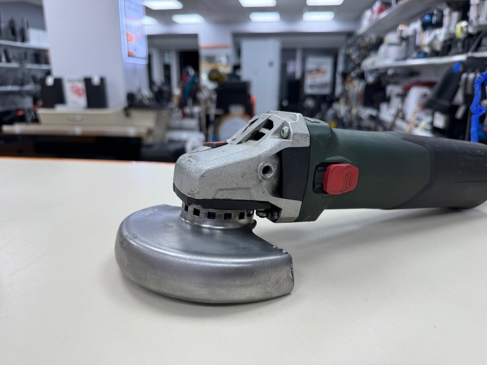 Угловая шлифмашина Metabo W13-125 Quick