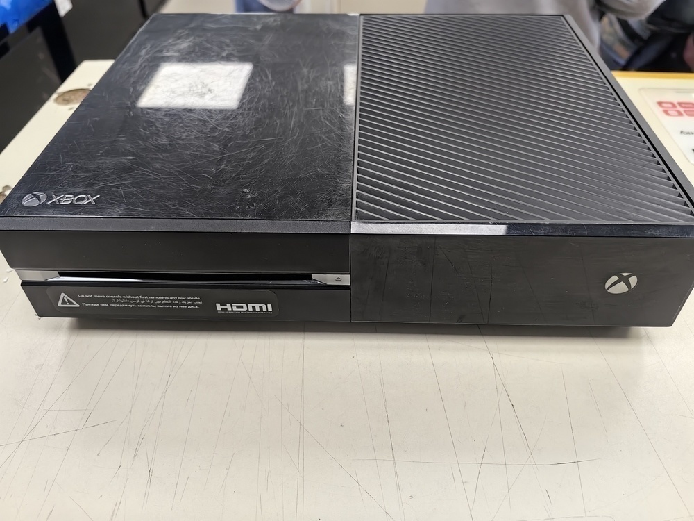 Игровая приставка Xbox One 500Gb