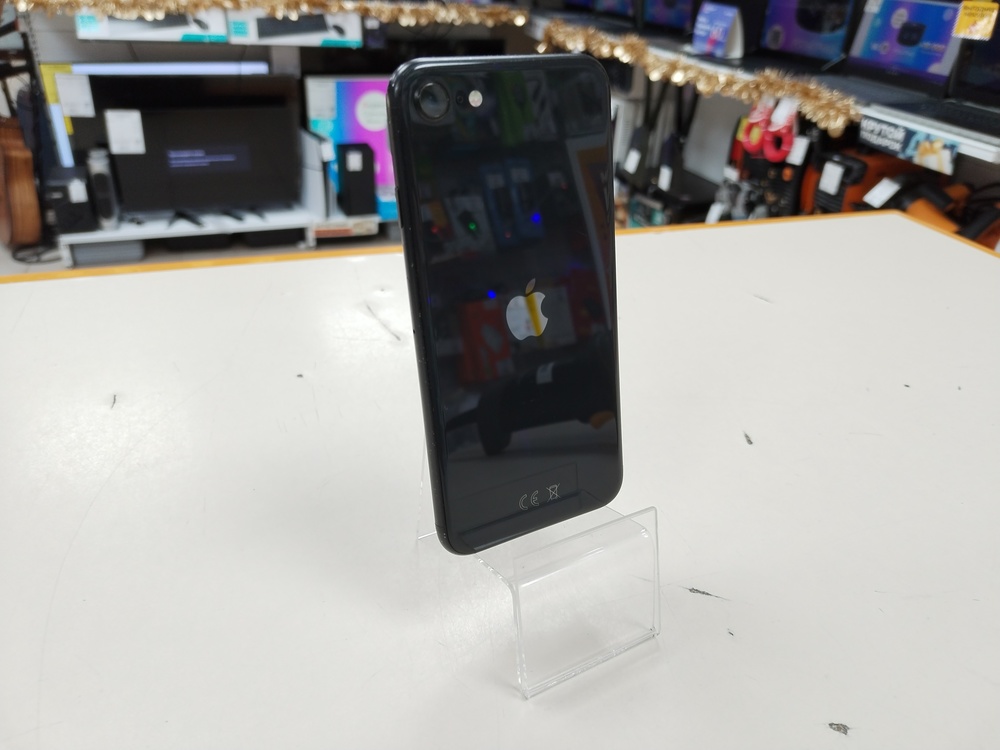 Смартфон Apple Iphone SE 2022 64GB