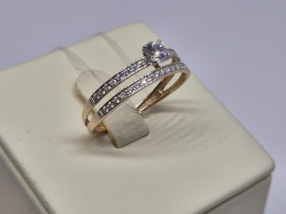 КОЛЬЦО С КАМНЯМИ (Au 585)