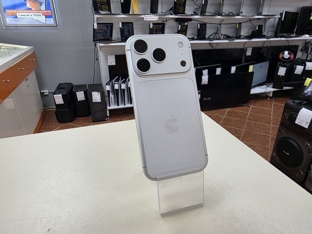 Смартфон Apple Iphone 17 Pro 256Gb
