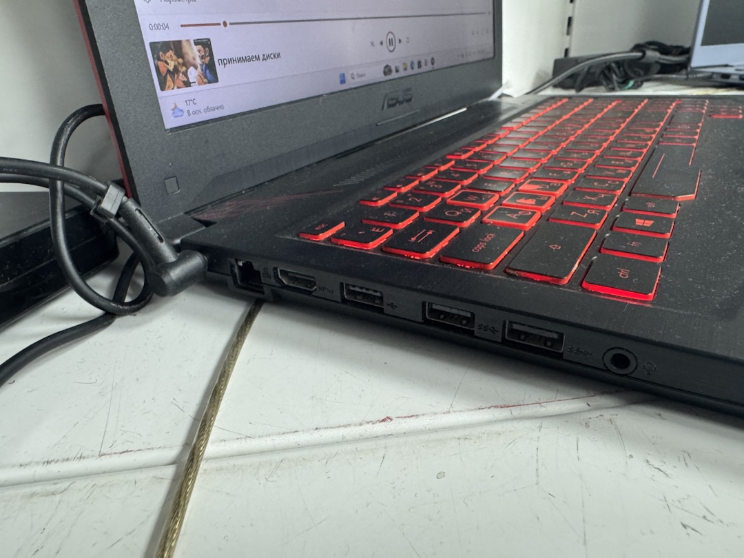 Ноутбук ASUS TUF Gaming FX504G; Core i7-8750H, GeForce GTX 1050 2Gb, 8 Гб, 128 Гб, 1 Tb