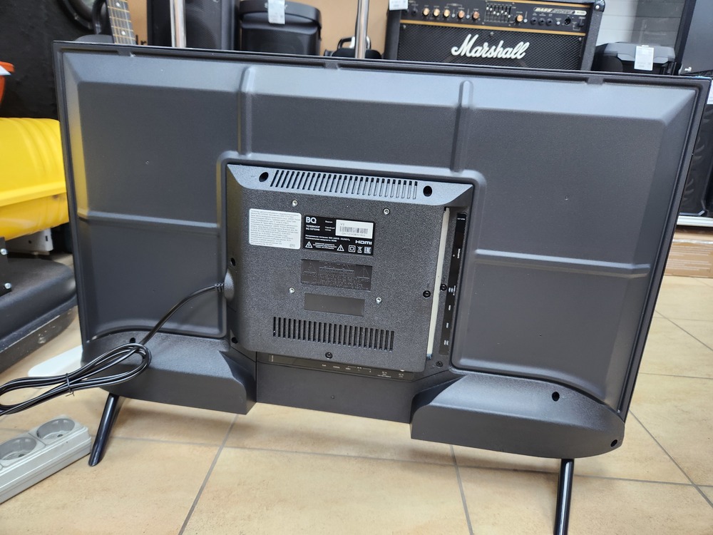LED Телевизор BQ 32FS34B