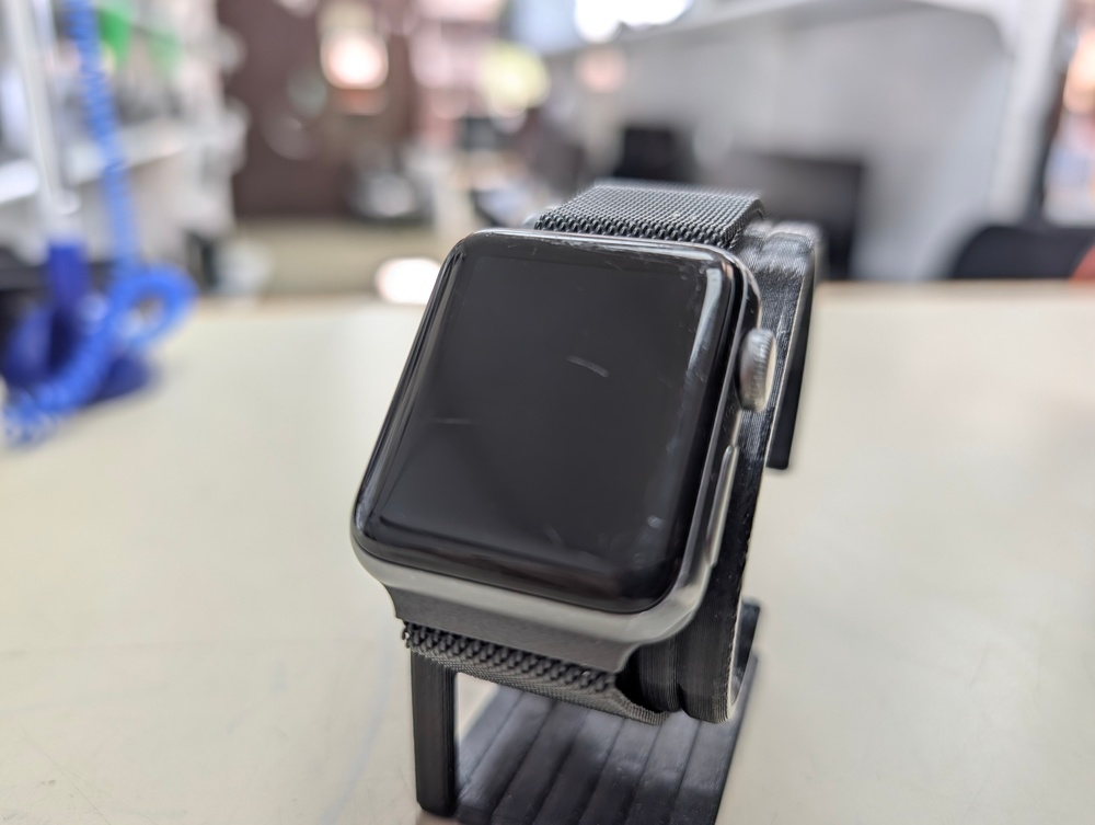 Смарт-часы Apple Watch Series 3 38 мм