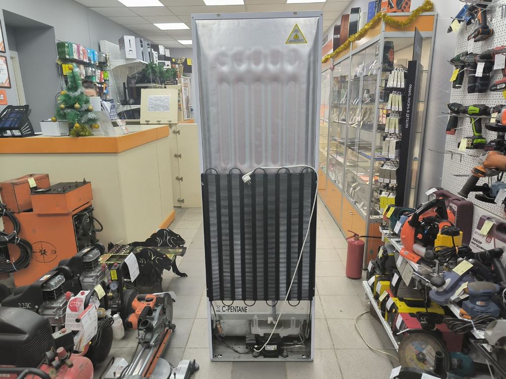 Холодильник Indesit ds318w;