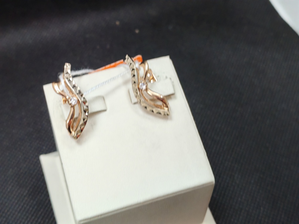 СКМ585 СЕРЬГИ С КАМНЕМ (Au 585)