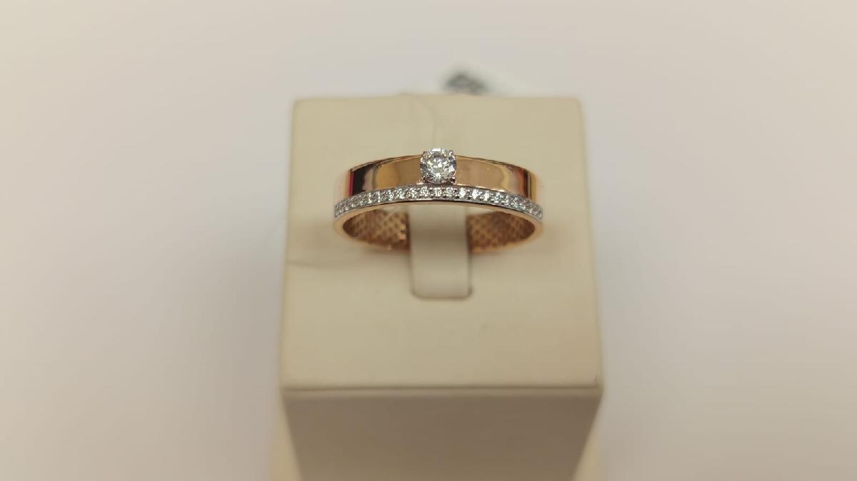 КОЛЬЦО С КАМНЯМИ (Au 585)