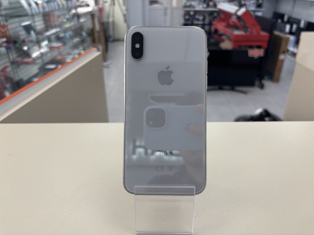 Смартфон Apple iPhone X 256Gb