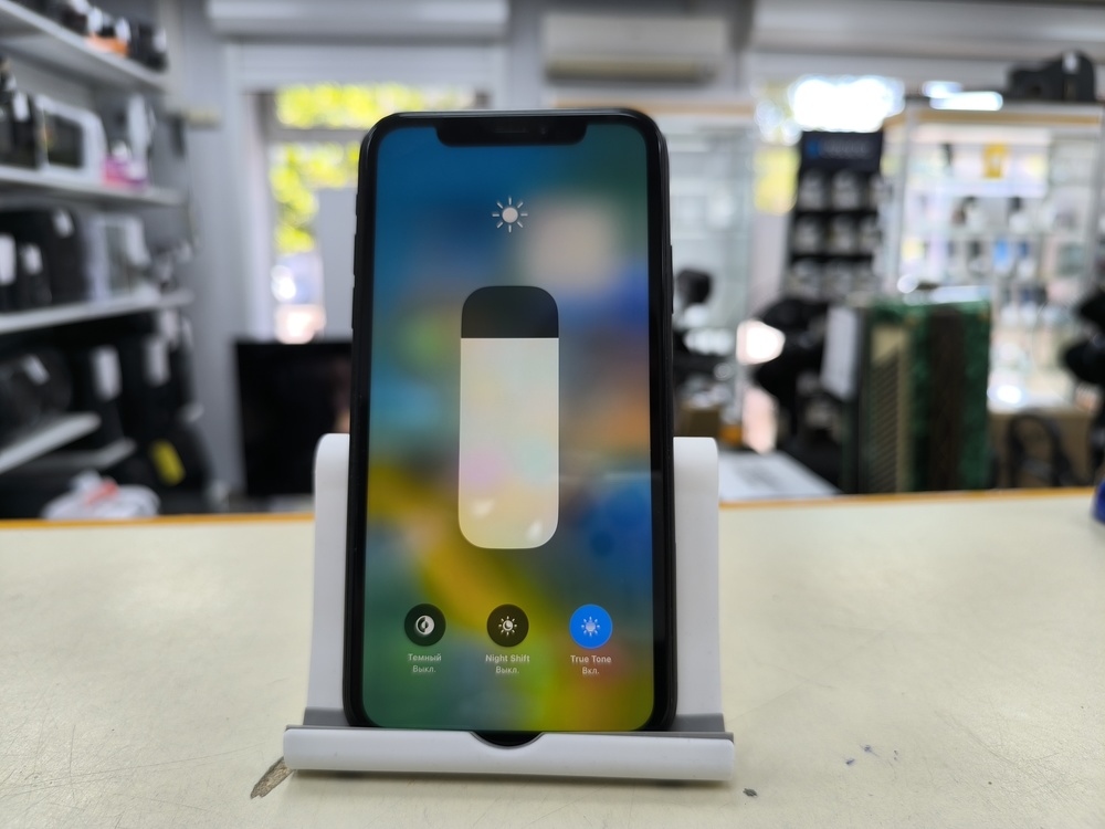 Смартфон Apple iPhone Xr 64Gb